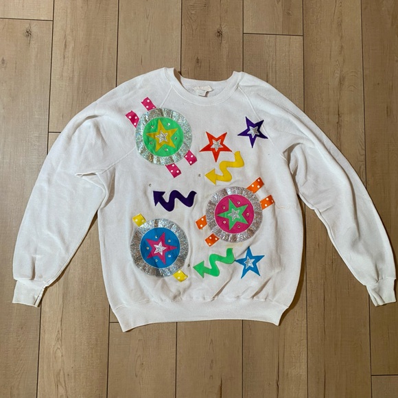Fancy That 1990s Vintage White Graphic Sweatshirt, colorful Accents – Size XL - Picture 5 of 12